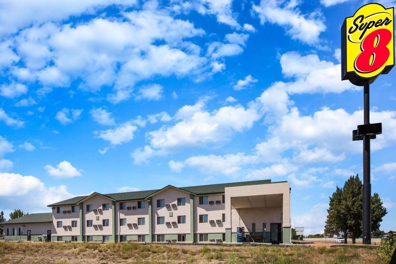 Hotel Super 8 By Wyndham Pueblo Exterior foto